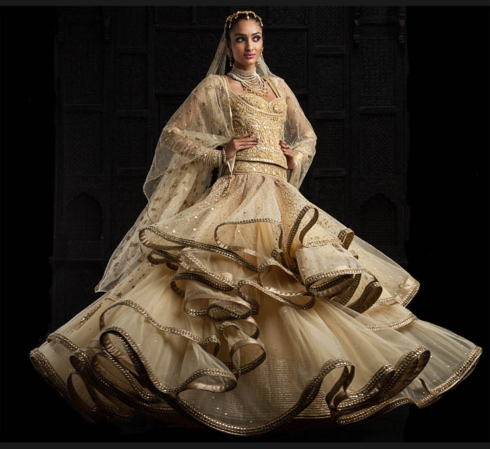 mughal dress for ladies